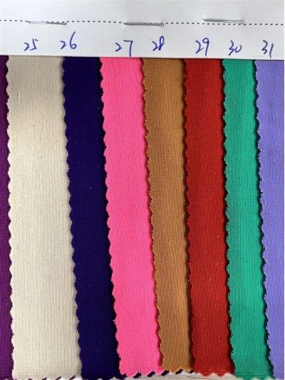 DG-BT  再生滌綸啞光萊卡  成分：：82%再生滌  18%氨綸  克重：180g/㎡ 幅寬：150CM 後面照